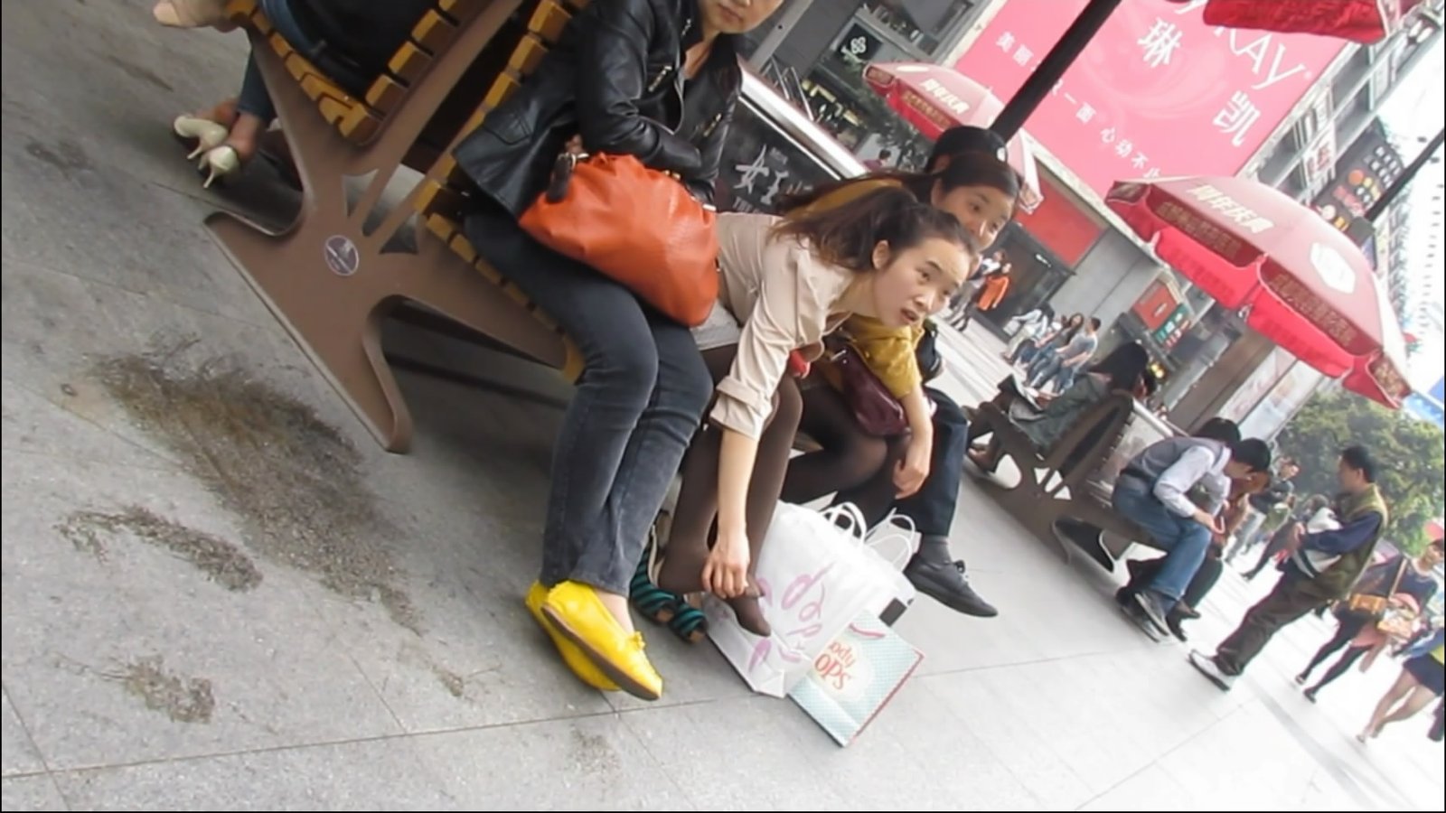 streetsnapfootm[00 01 00][20181202 110450 1]